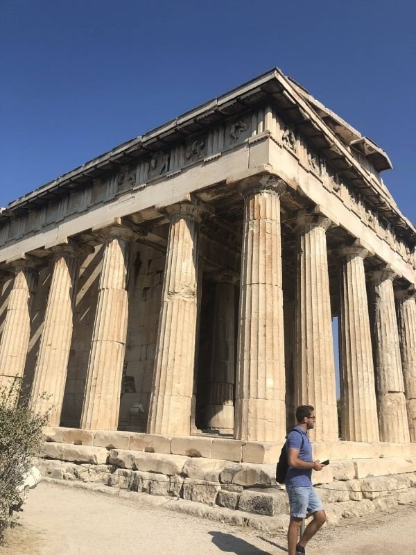 Hefestión de Atenas