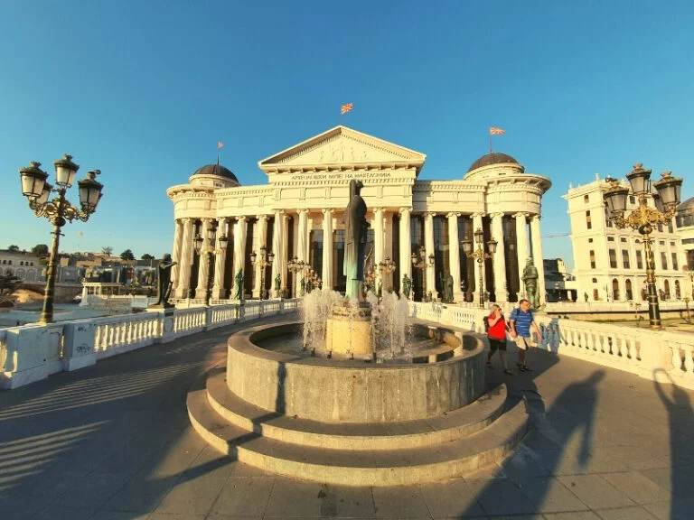 Fuente del puente del arte, Skopje